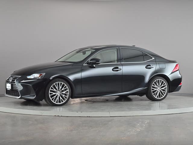 2018 Lexus IS