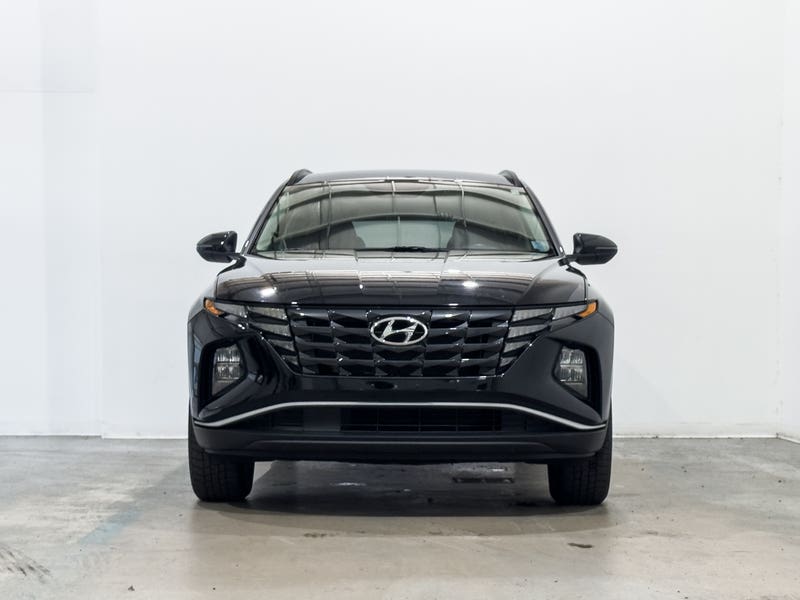 Vehicle photo 2
