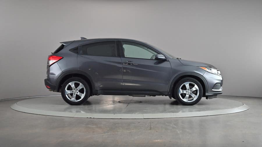 Vehicle photo 4