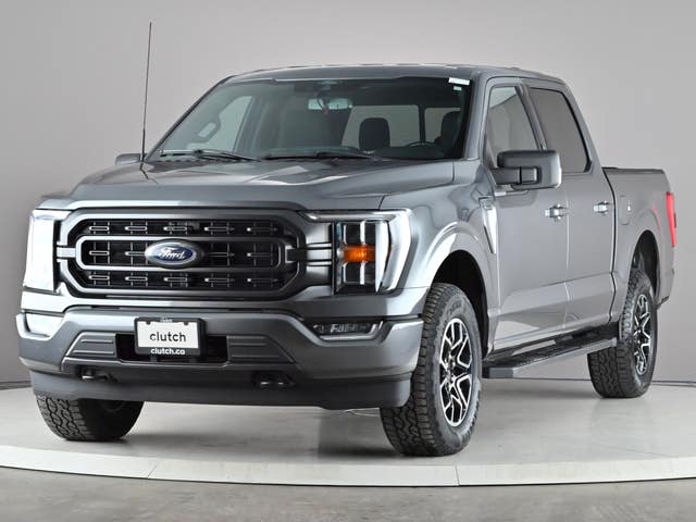 Ford F-150 XLT SuperCrew 5 1/2 ft 4x4