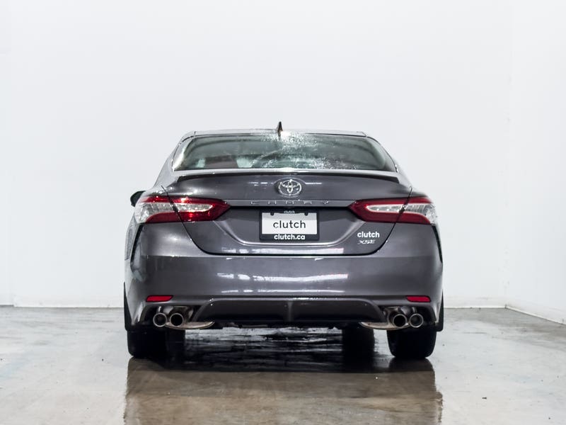 Vehicle photo 4