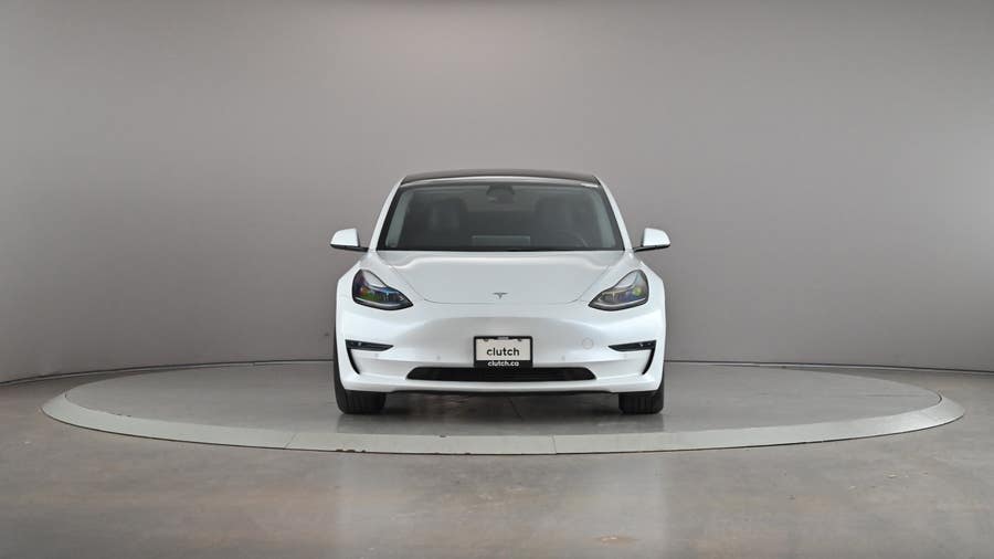 Vehicle photo 4