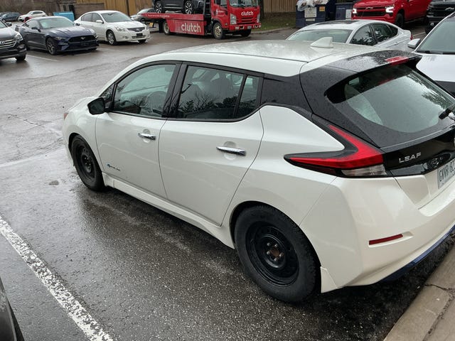 Nissan LEAF SL