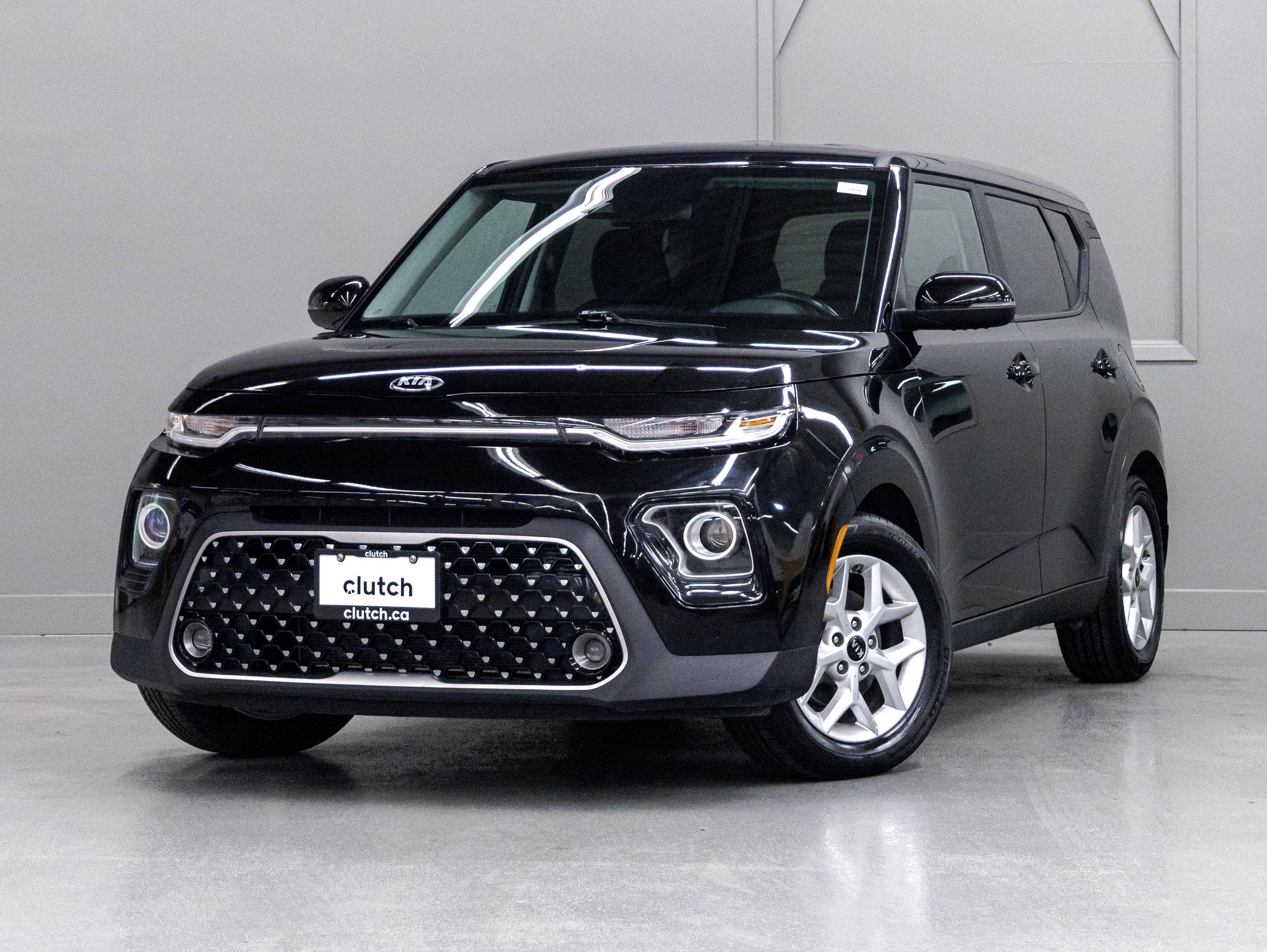 Black 2020 Kia Soul Wagon  Automatic