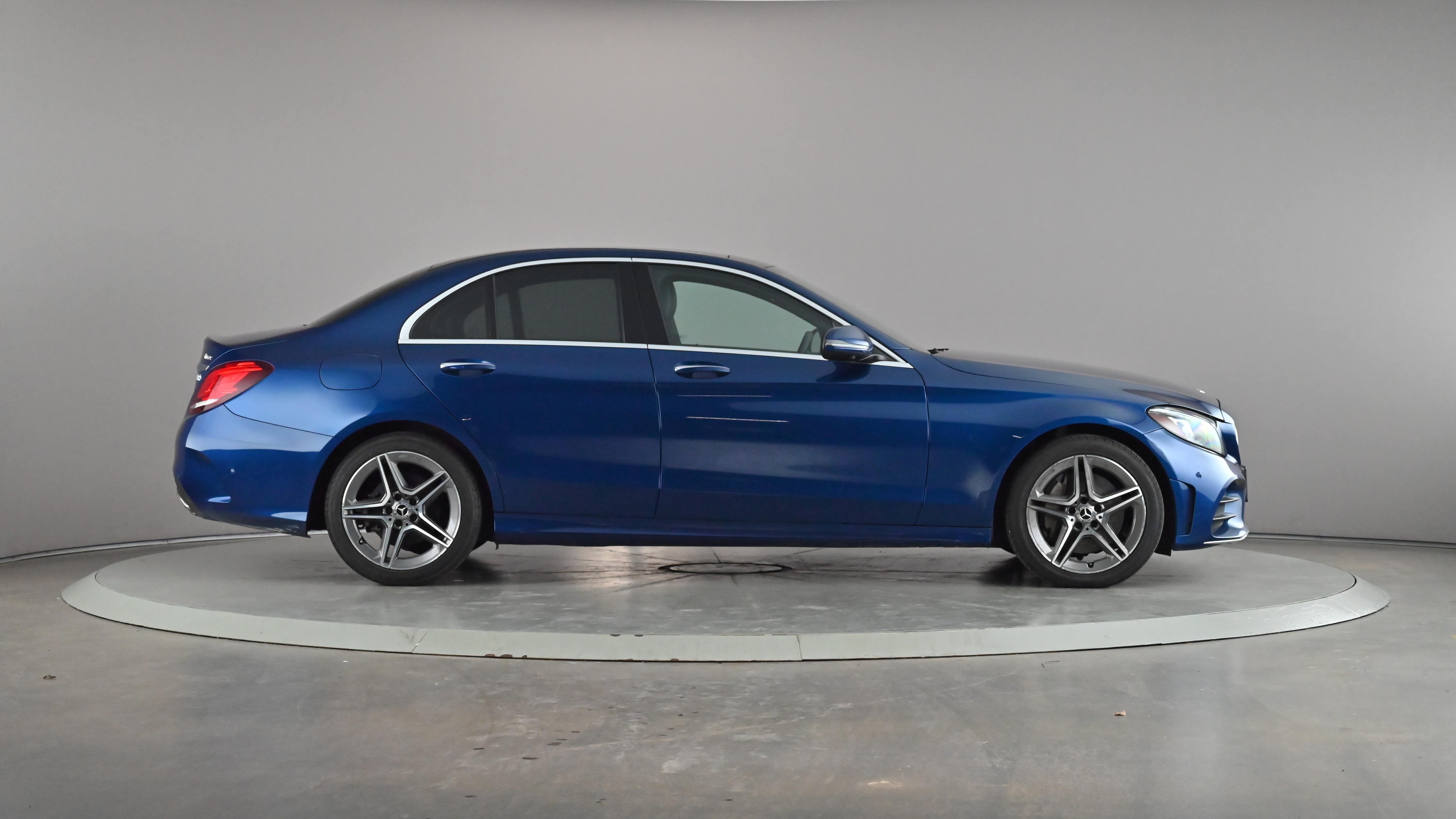 2019 Mercedes-Benz C 300