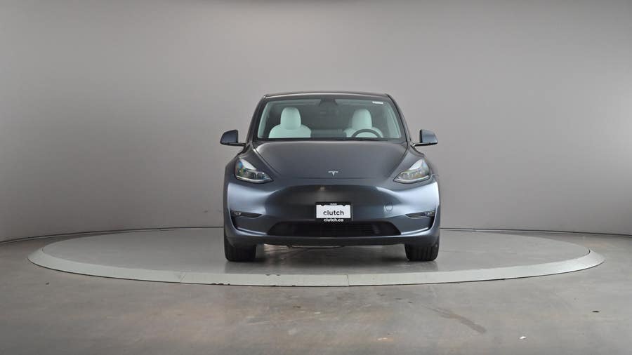 Vehicle photo 3