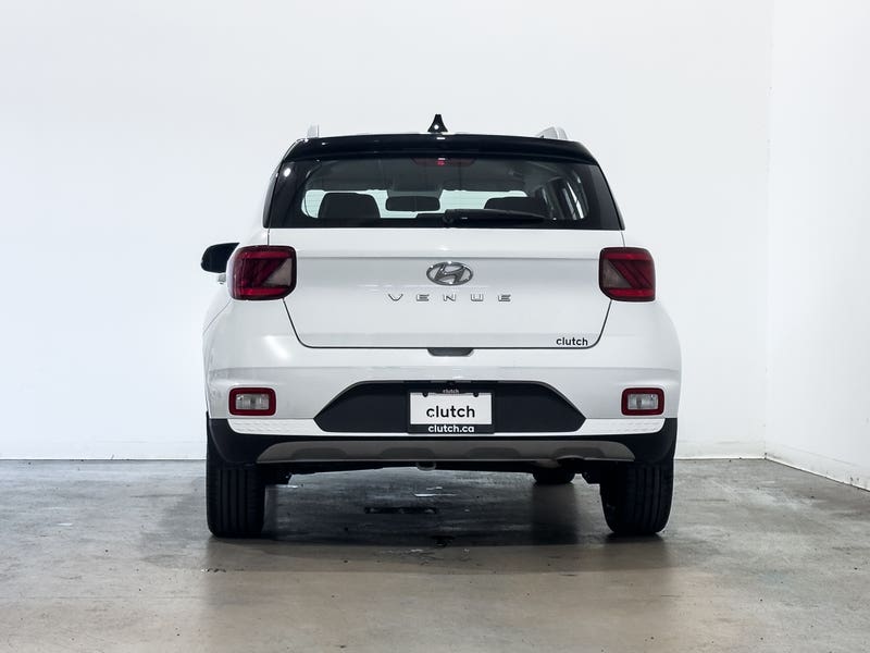 Vehicle photo 4
