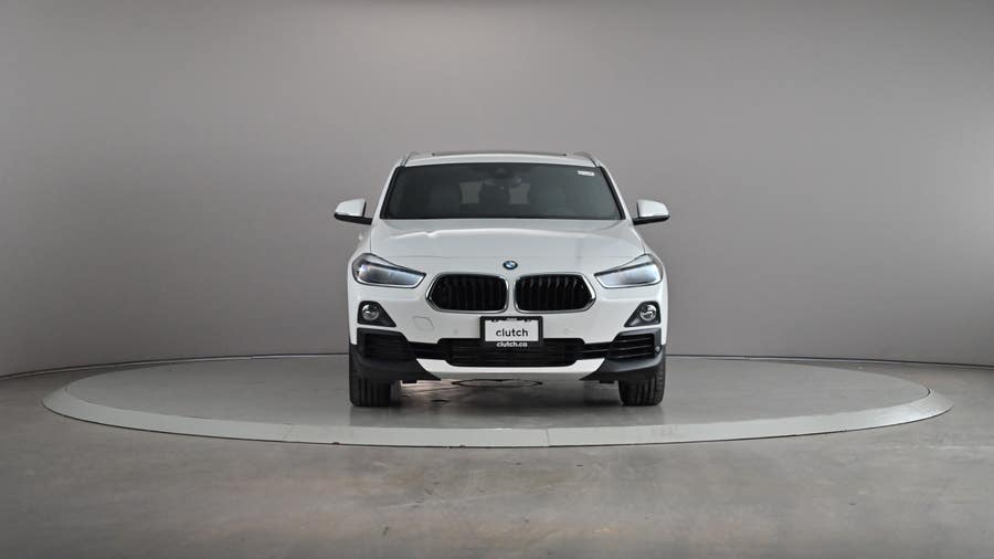 Vehicle photo 4