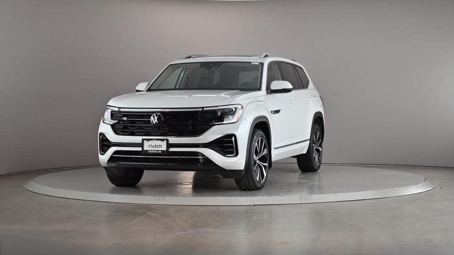 Vehicle photo 2