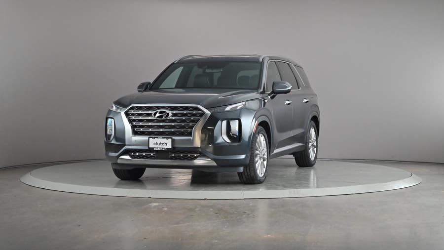 Vehicle photo 2