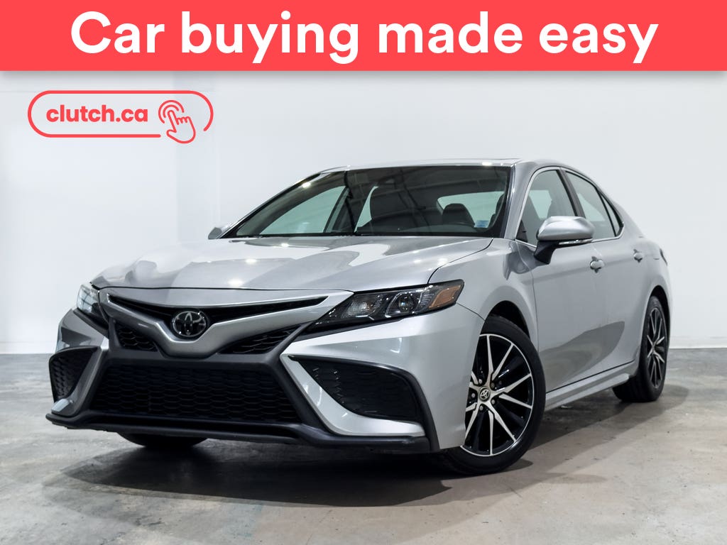Silver 2021 Toyota Camry Sedan Front-Wheel Drive Automatic