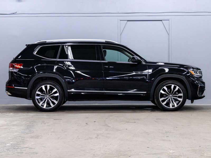 Vehicle photo 3