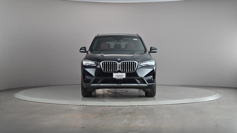 Vehicle photo 3