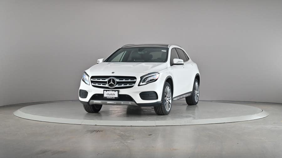 Vehicle photo 2