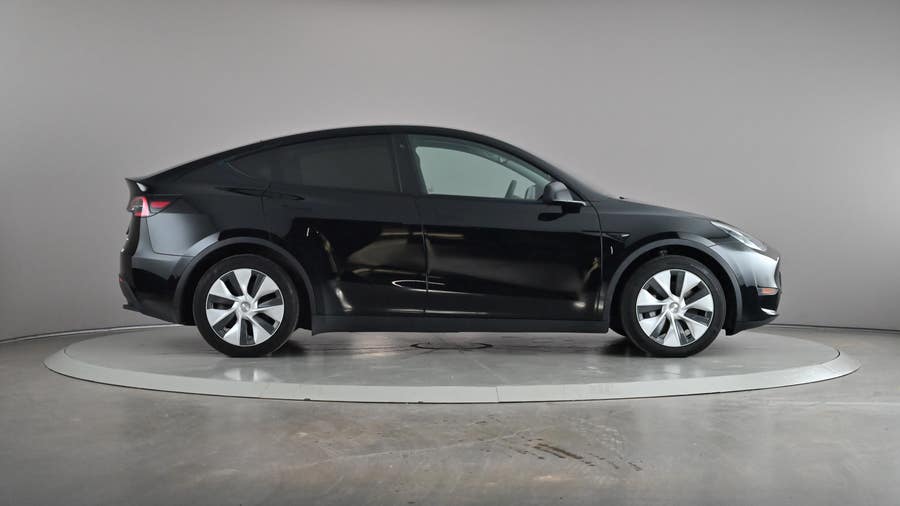 Vehicle photo 4