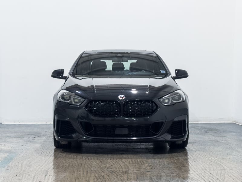 Vehicle photo 2