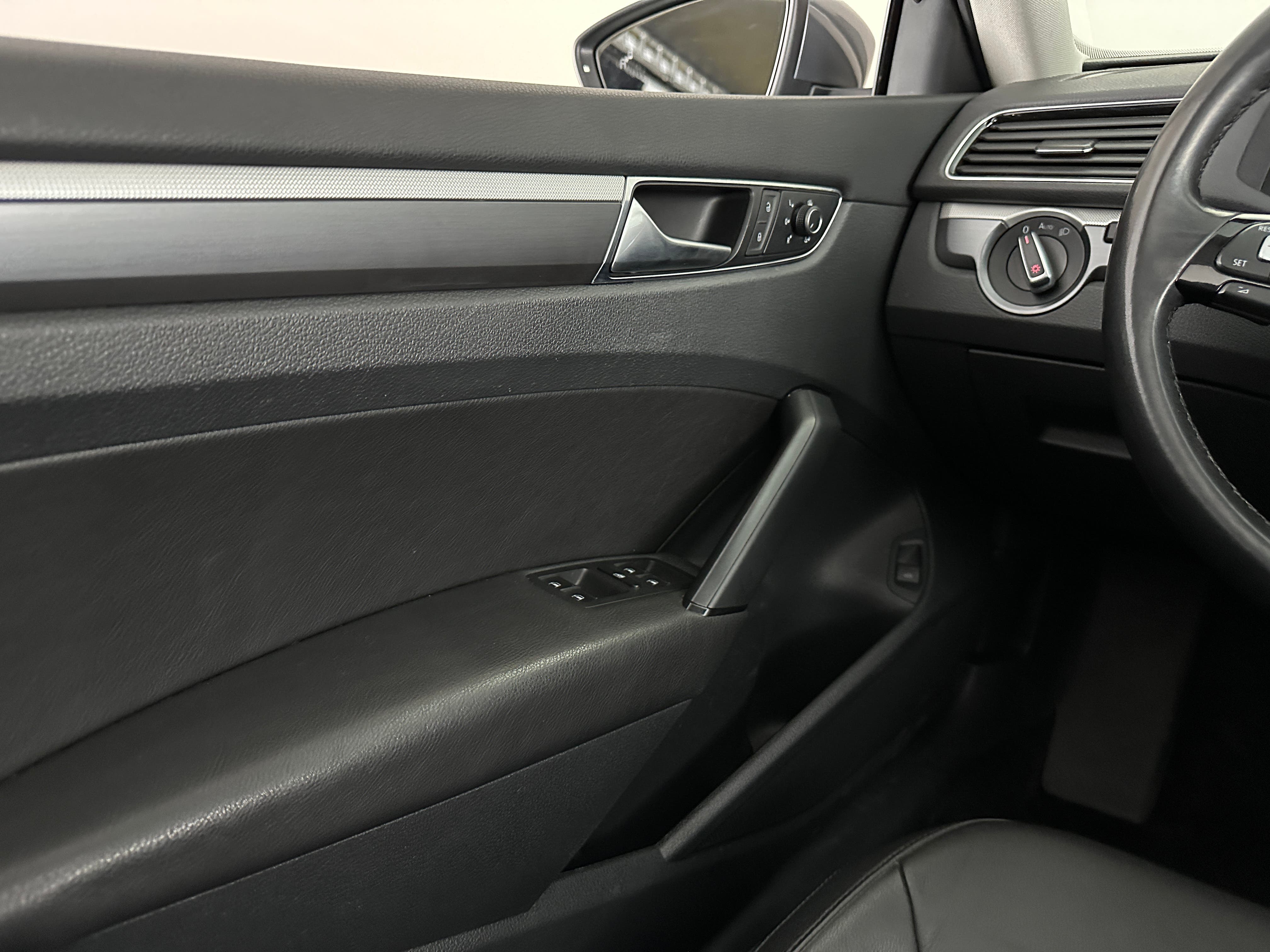 2016 Volkswagen Passat