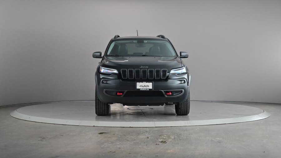 Vehicle photo 4