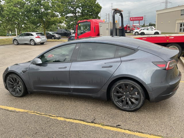 Tesla Model 3 RWD