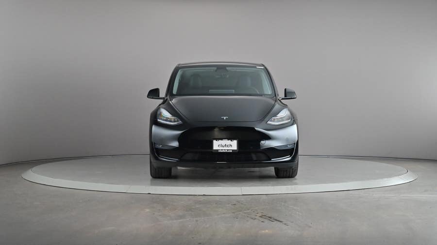 Vehicle photo 3