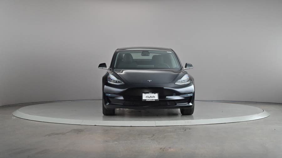 Vehicle photo 4