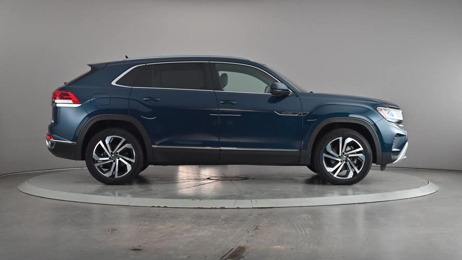 Vehicle photo 4