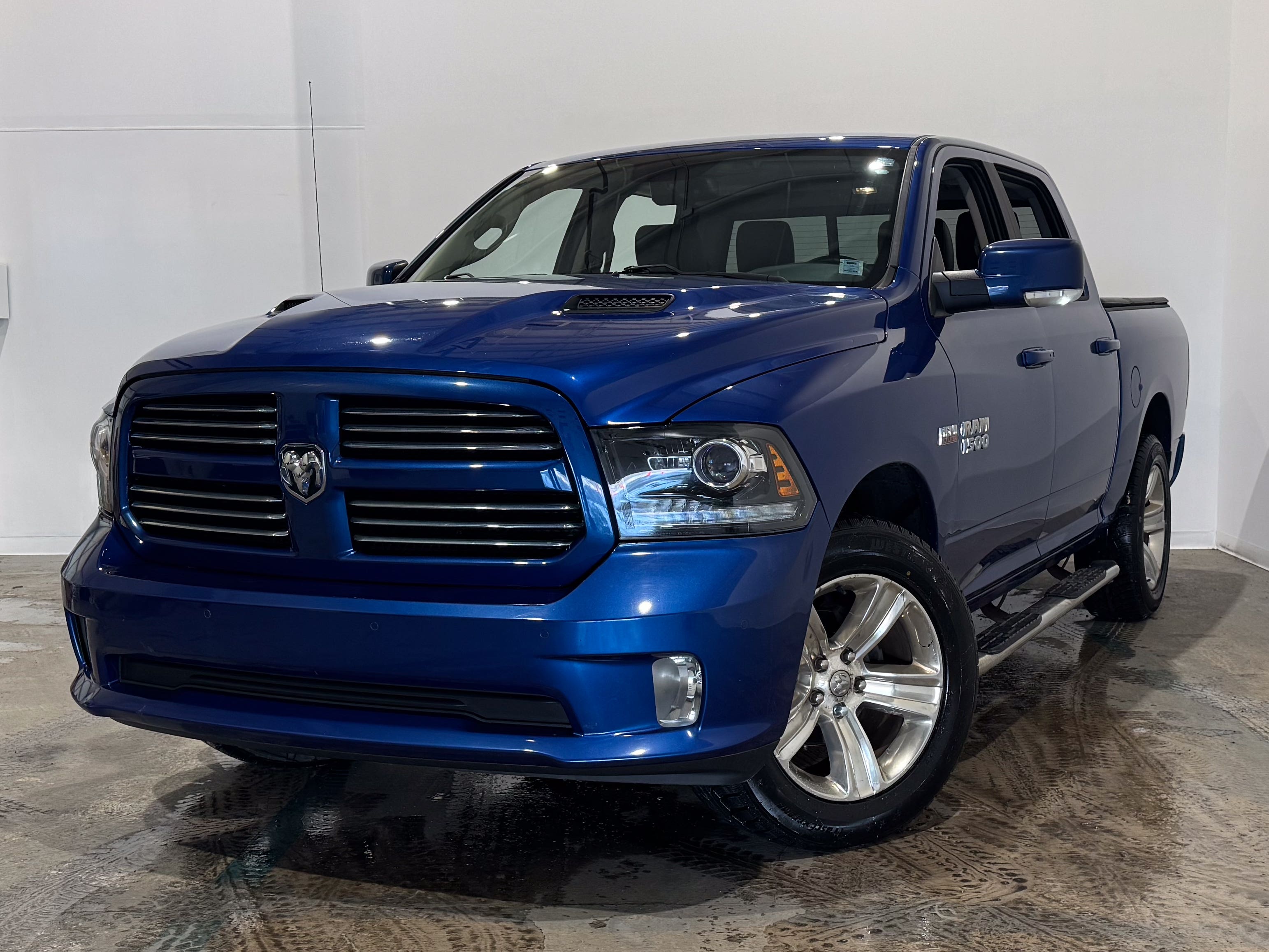 RAM 1500 Sport Crew Cab 4WD 2017