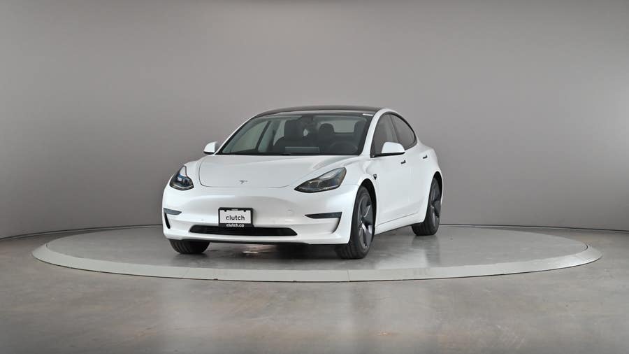 Vehicle photo 2