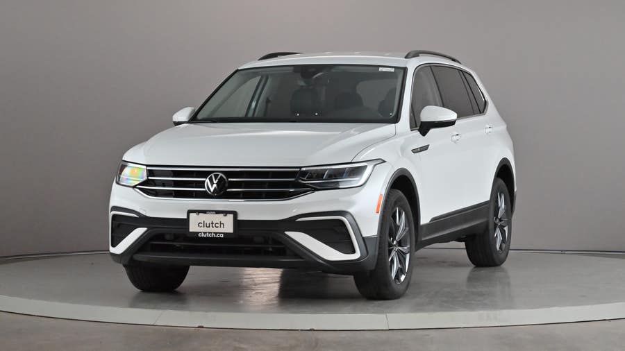 Vehicle photo 1