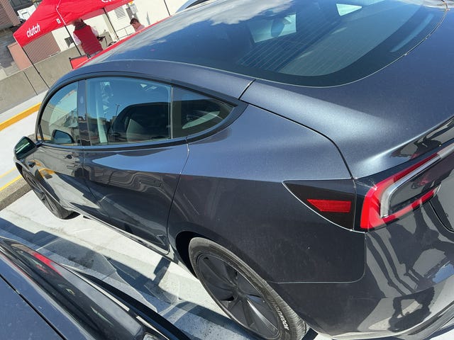 Tesla Model 3 RWD