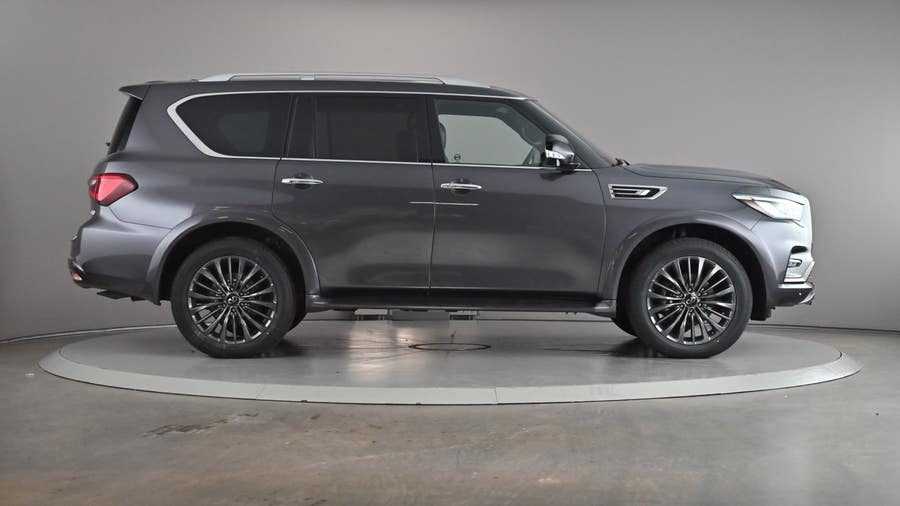 Vehicle photo 4