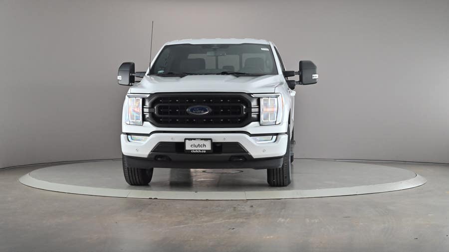 Vehicle photo 3