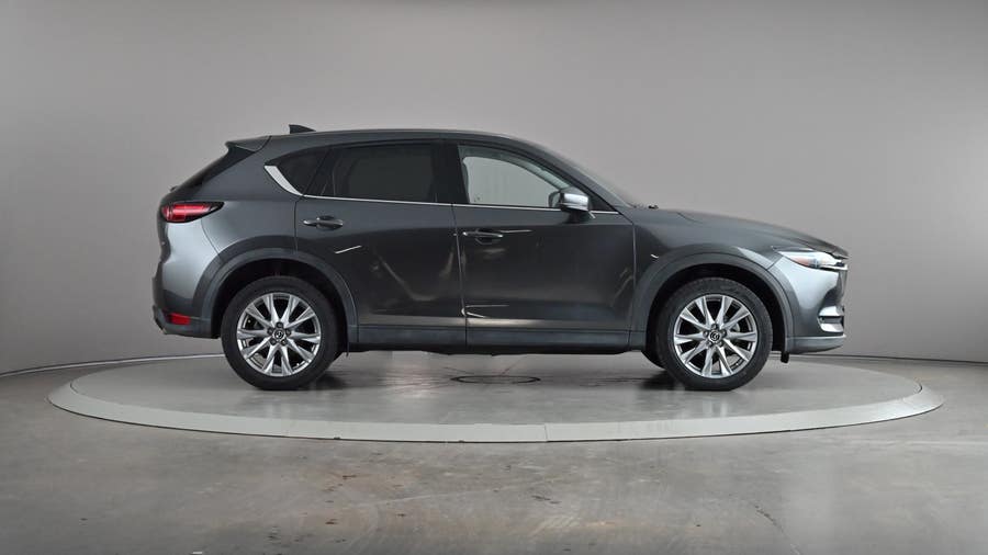 Vehicle photo 4