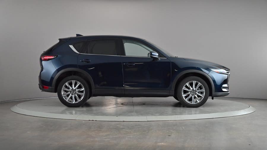 Vehicle photo 4