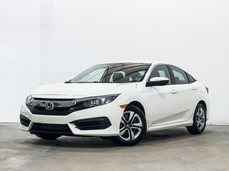 Vehicle photo 1