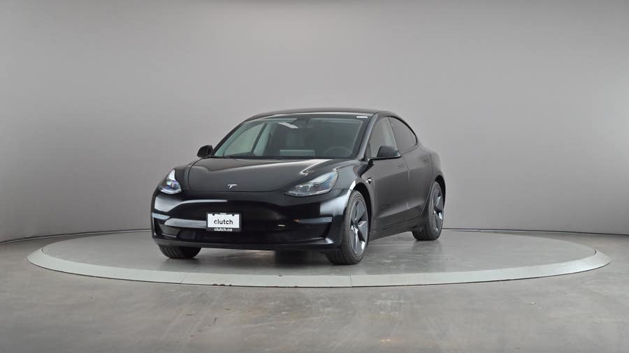 Vehicle photo 2